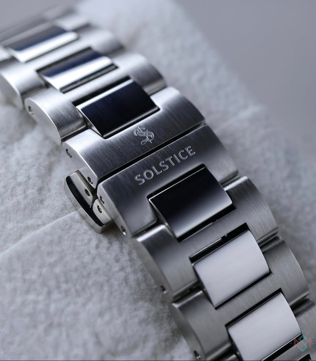 The Revival Automatic: Emerald Green – Solstice Watches